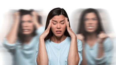 bipolar disorder hear voices?