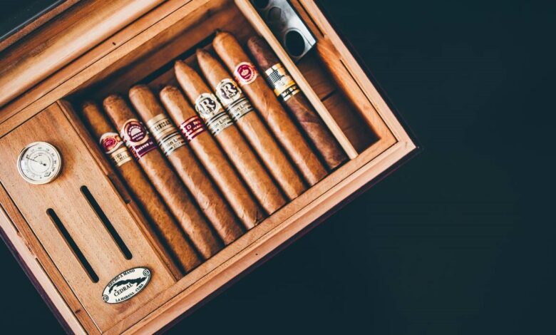 What percent humidity should a humidor be at